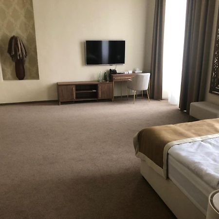 Hotel Panstvi Dlouha Lhota Екстер'єр фото
