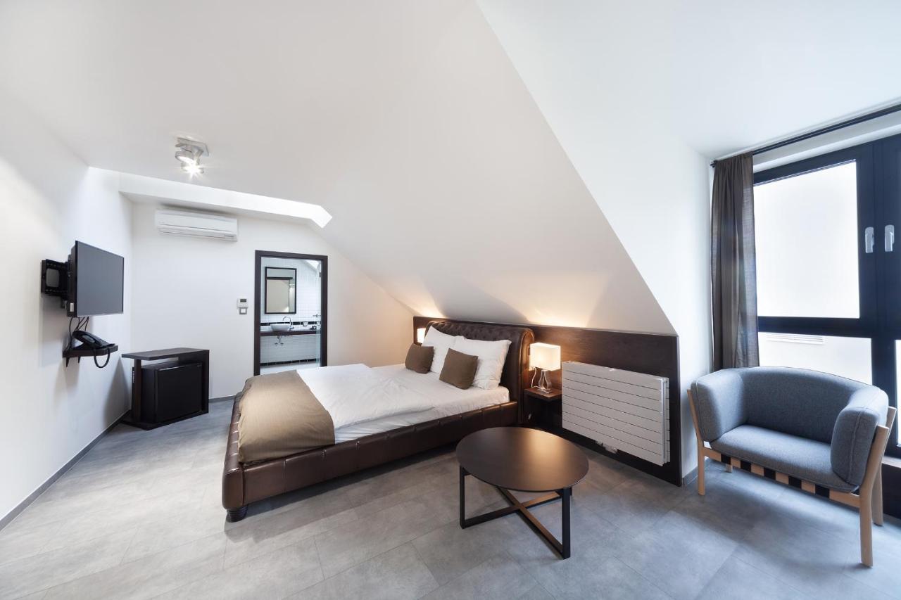 Hotel Panstvi Dlouha Lhota Екстер'єр фото